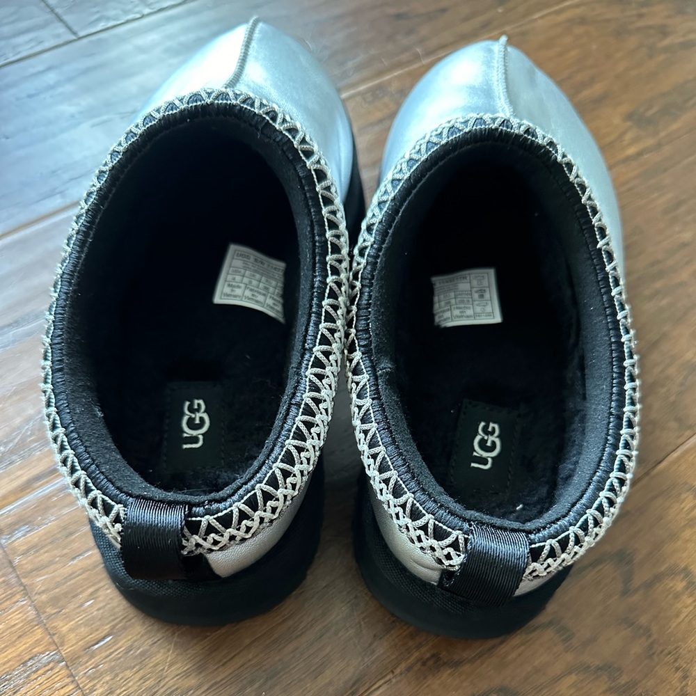 Ugg Tazz - image 6